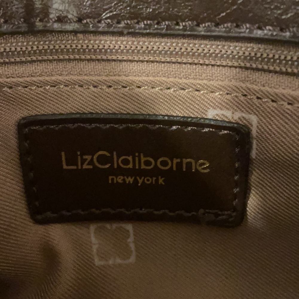 Liz Claiborne Plaid Wristlet! - Picture 6 of 6